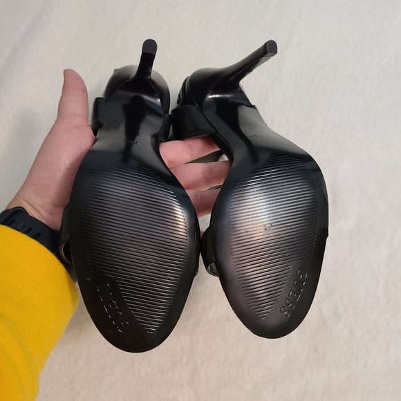 Guess heels with ankle strap size 7.5 - Picture 5 of 6